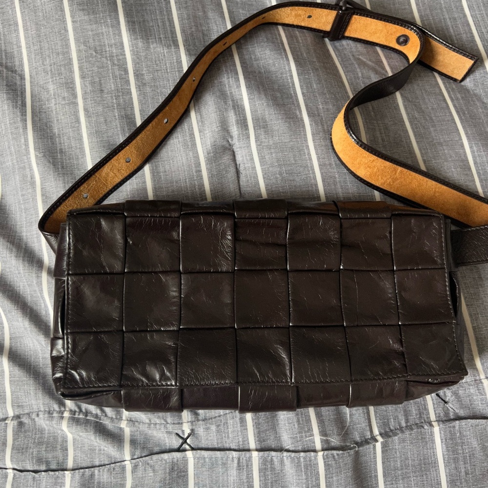 AUTHENTIC bottega veneta stretch cassette bag